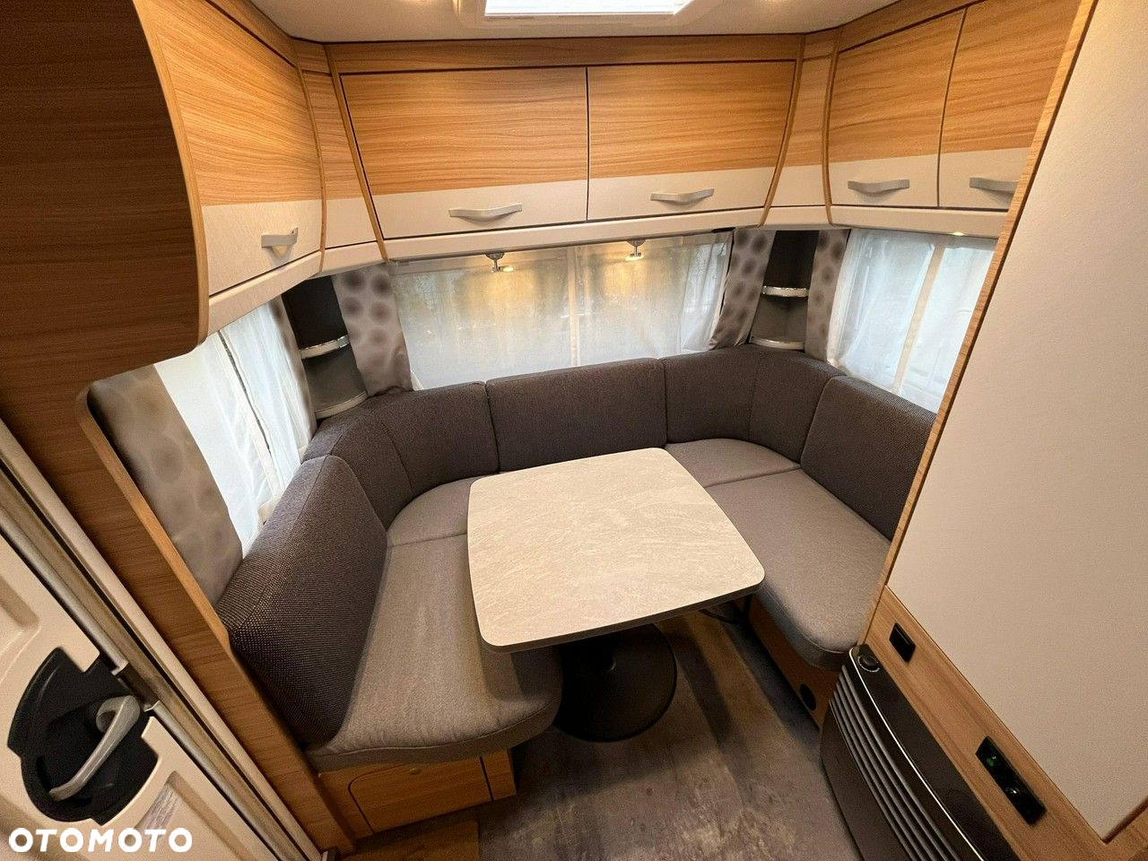 Dethleffs Camper 470 ER - 15