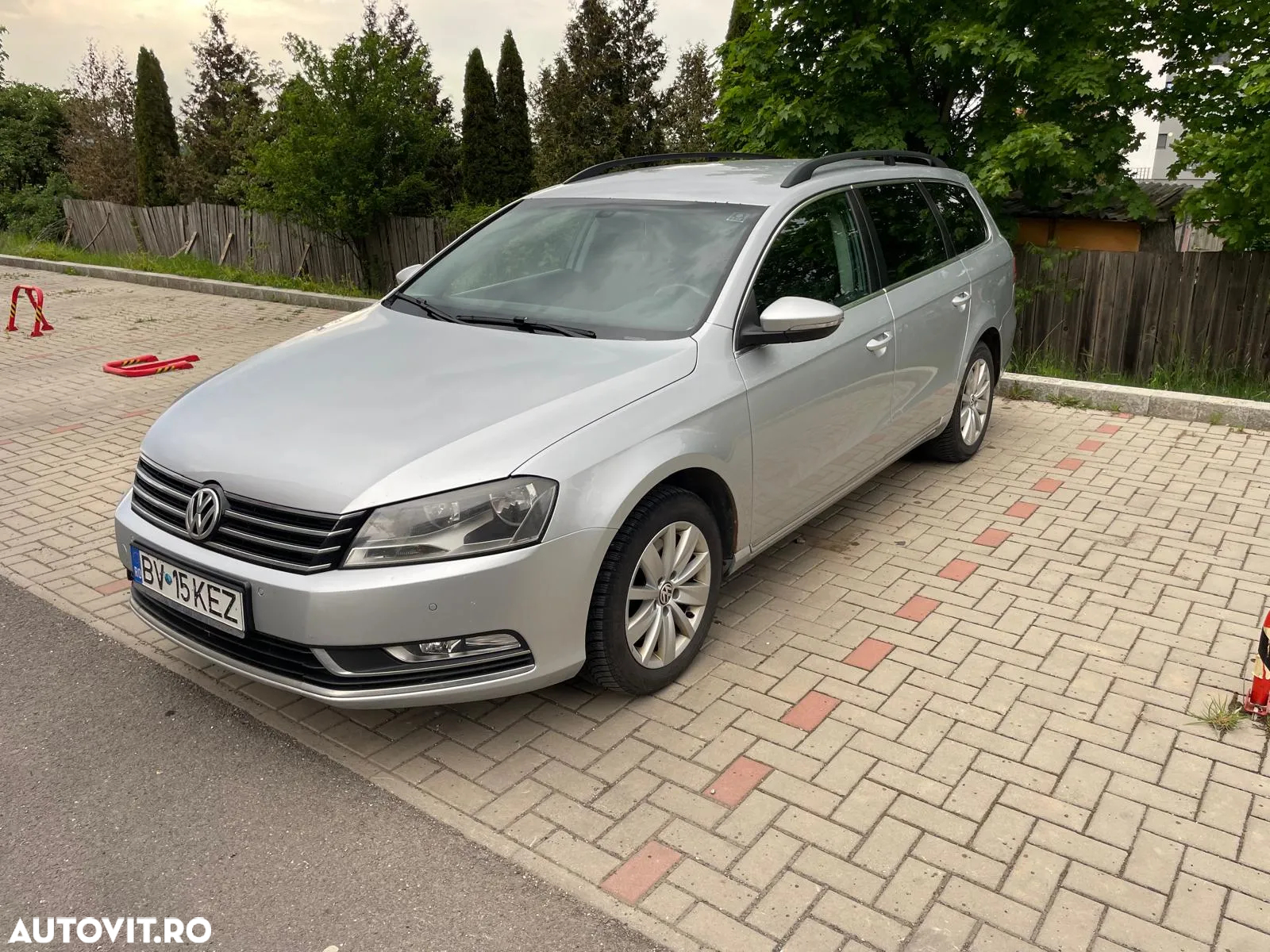 Volkswagen Passat Variant 2.0 Blue TDI SCR Comfortline - 2