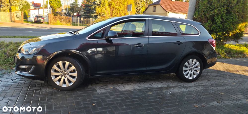Opel Astra 1.7 CDTI DPF Exklusiv - 5