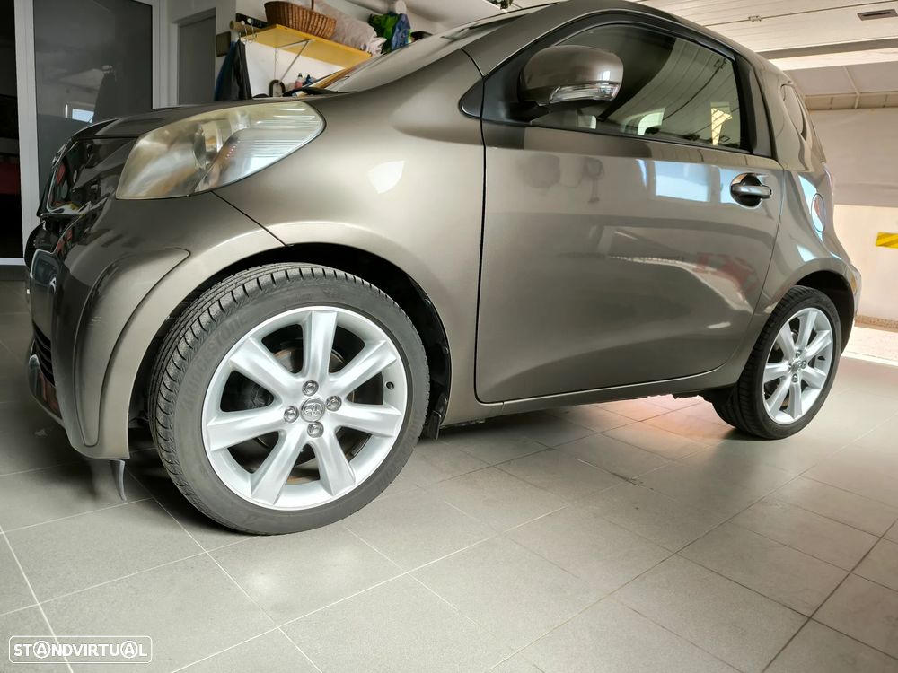 Toyota iQ 1.0 N collection — fotografia 2