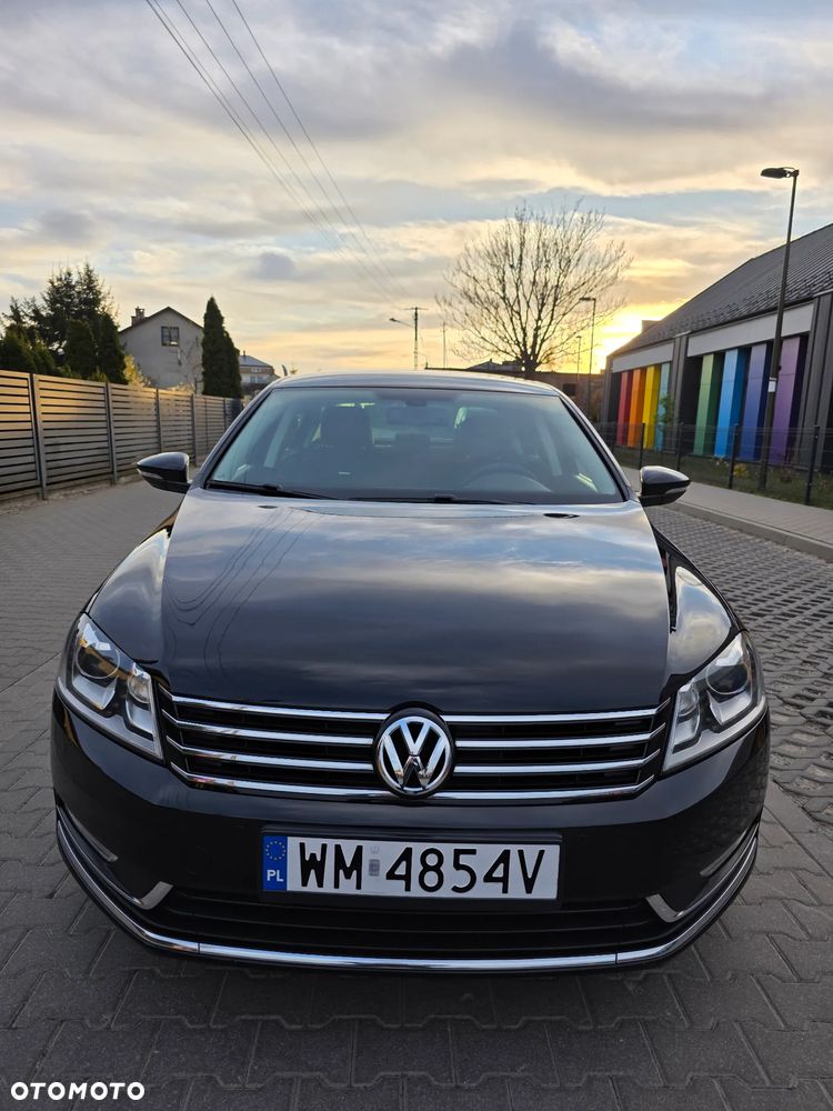 Volkswagen Passat 2.0 TDI Comfortline DSG - 5
