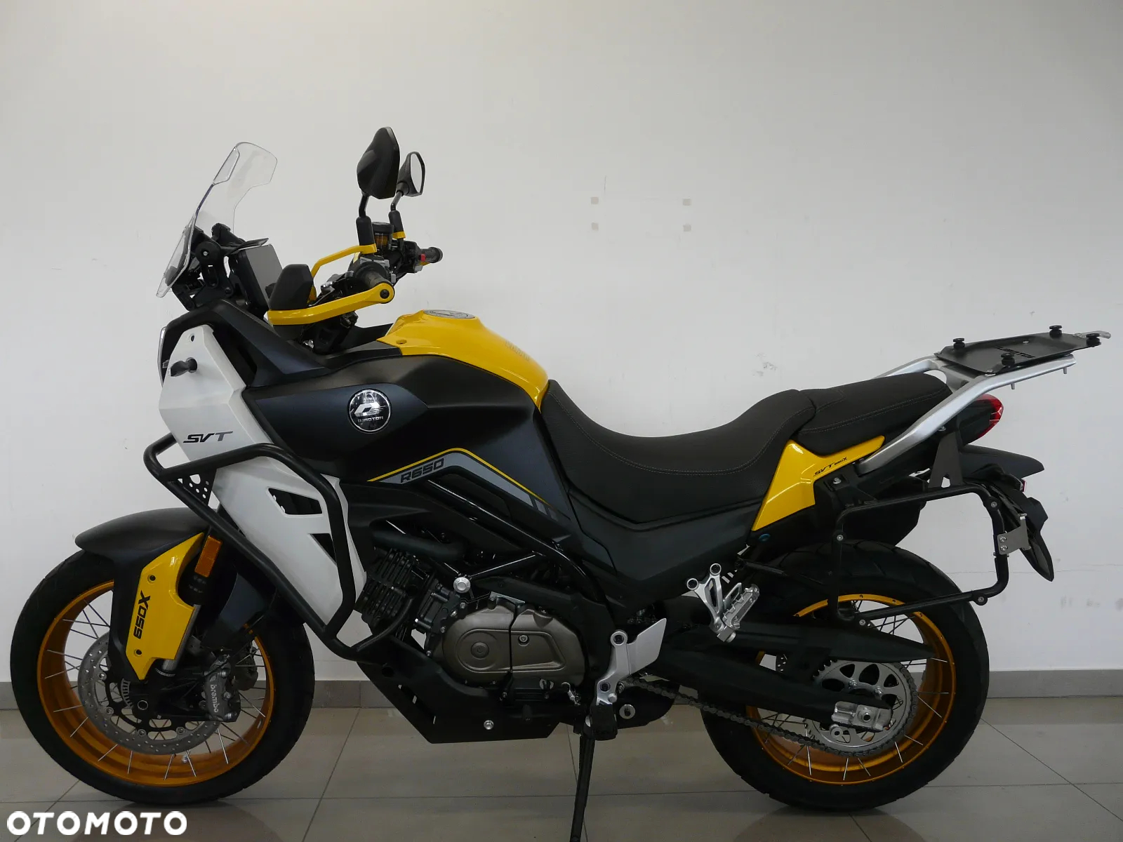 QJMOTOR SVT 650X - 25