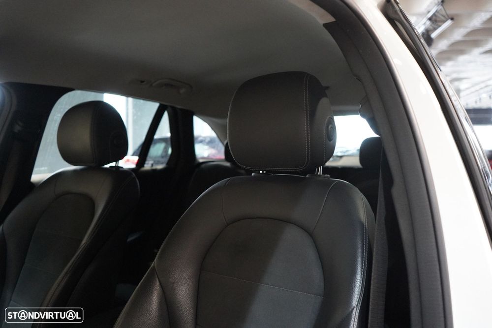 Mercedes-Benz GLC 220 - 25