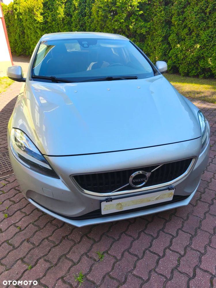 Volvo V40 D3 Drive-E SCR Momentum - 1