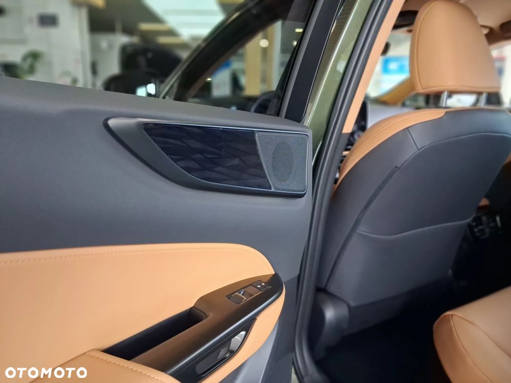 Lexus NX 350h Prestige AWD - 25