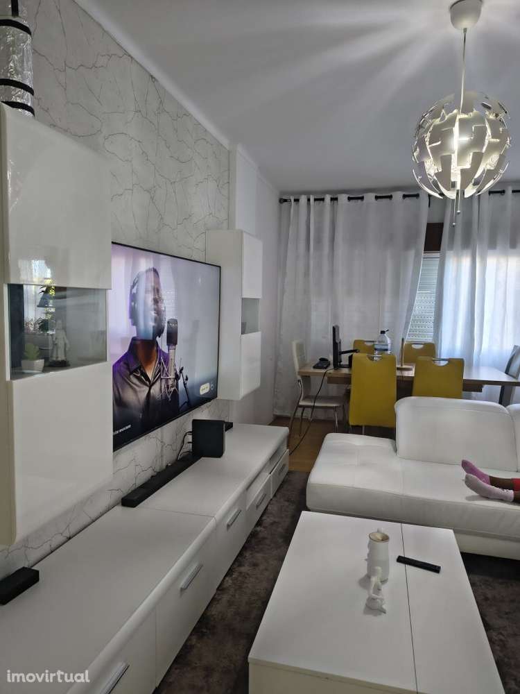 Excelente investimento - T3 em São Marcos (Agualva Cacém) - Grande imagem: 3/25