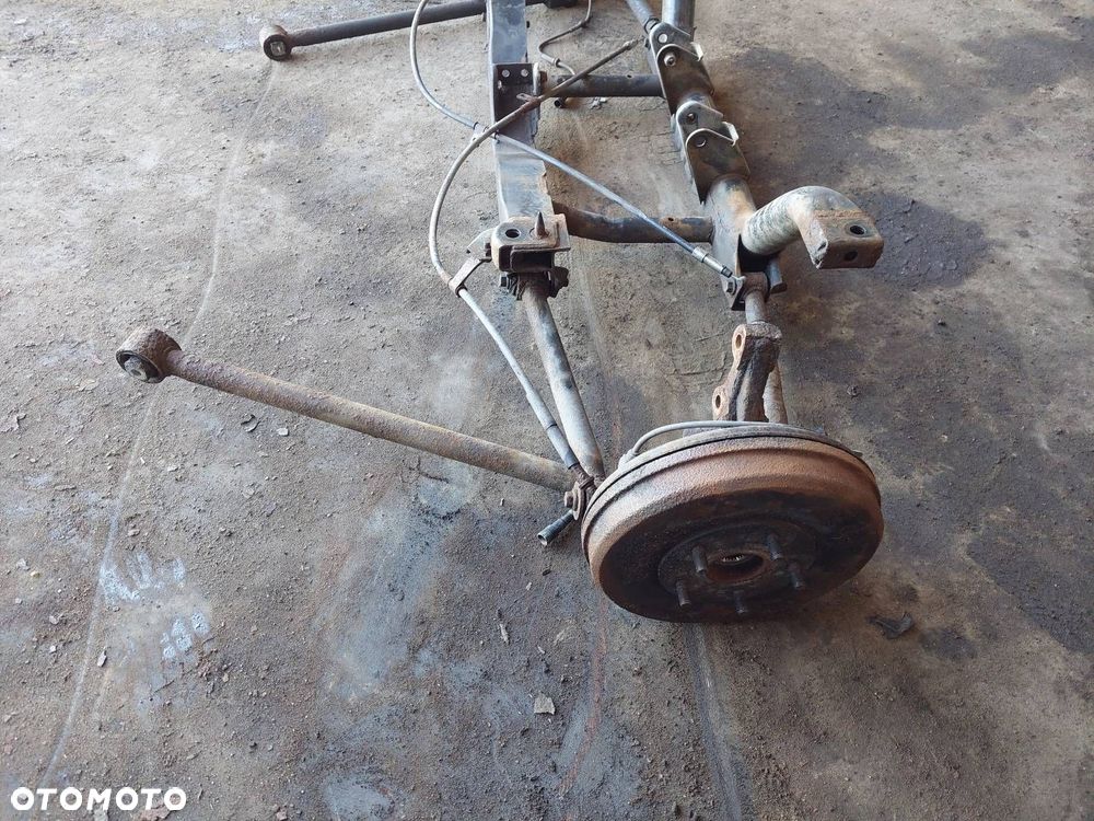 BELKA OŚ ZAWIESZENIA TYŁ LAND ROVER FREELANDER I - 3