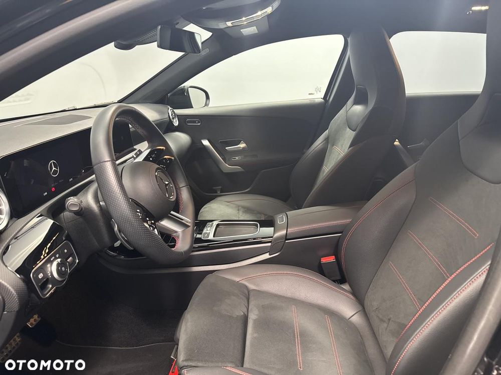 Mercedes-Benz Klasa A 200 AMG Line 7G-DCT - 13
