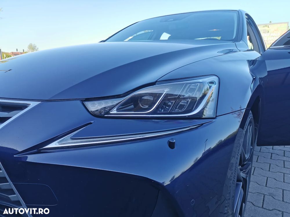 Lexus Seria IS Luxury Line - 23