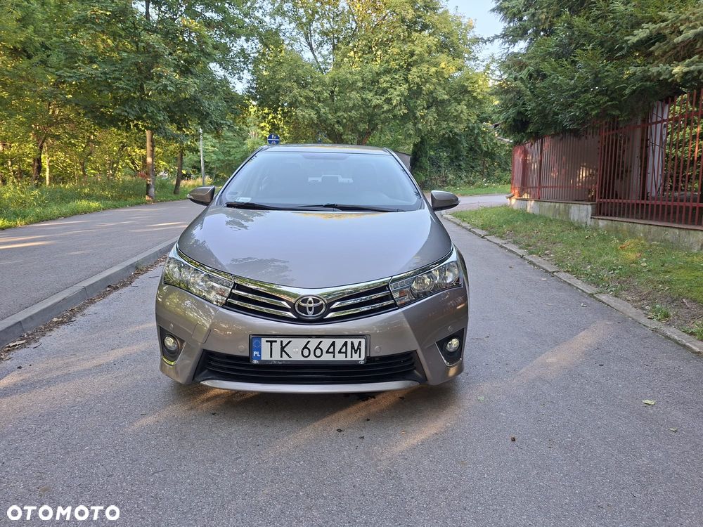 Toyota Corolla 1.6 Premium - 5