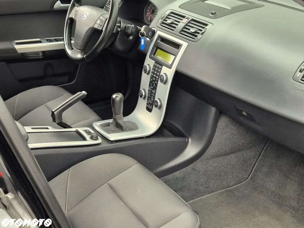 Volvo S40 - 11