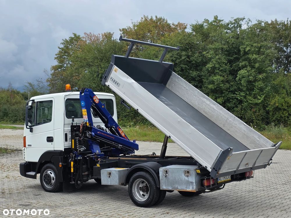Nissan Atleon 35.15 Wywrotka 3.20 M + HDS 10 Metrów  ! + Pilot ! Klima ! - 18