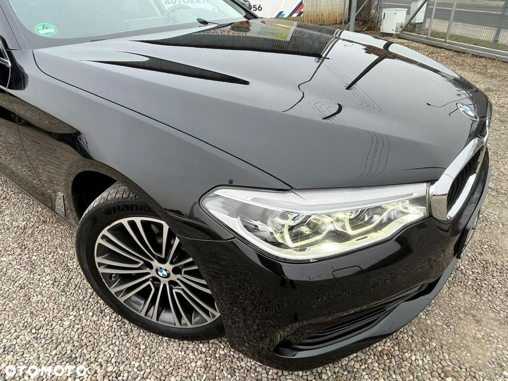 BMW Seria 5 530i xDrive GPF Sport Line sport - 39