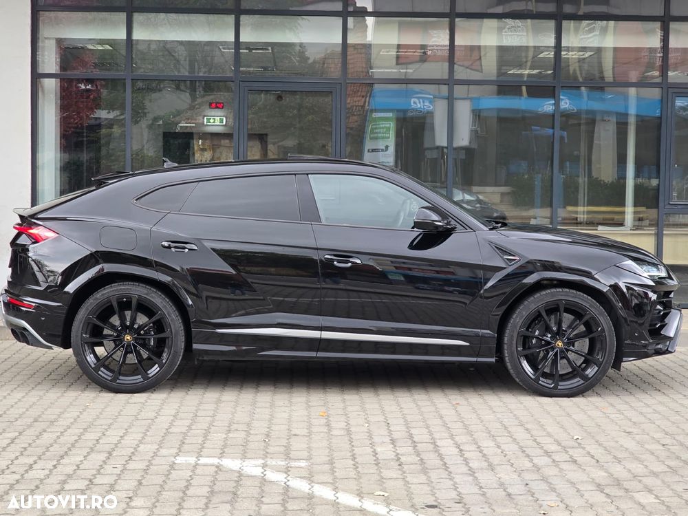 Lamborghini URUS - 7