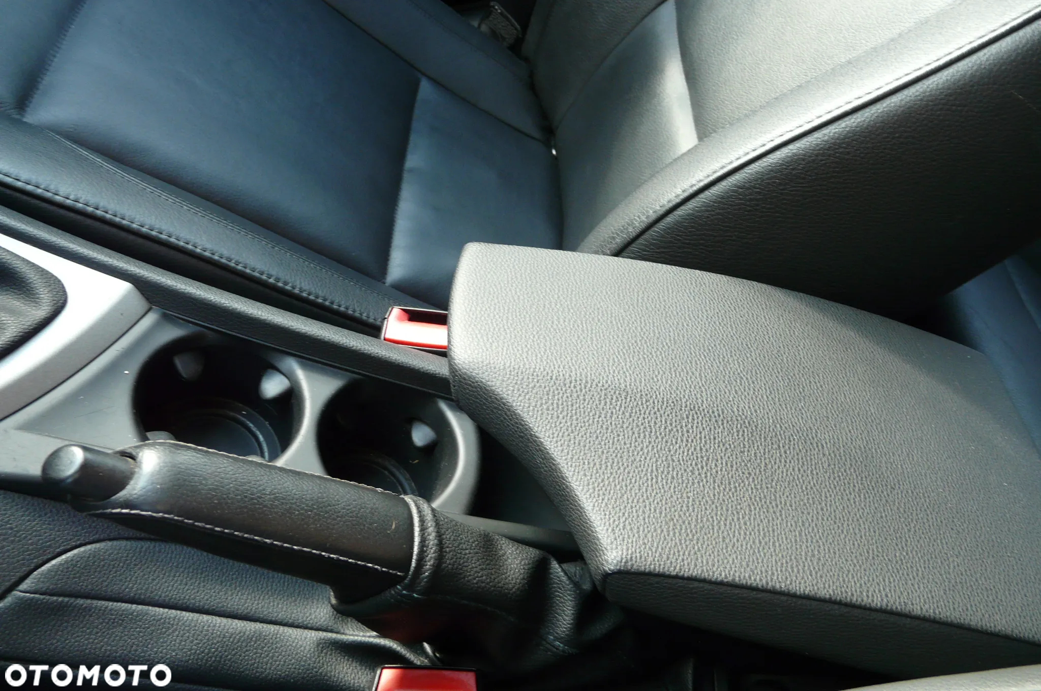BMW Seria 1 116i - 22