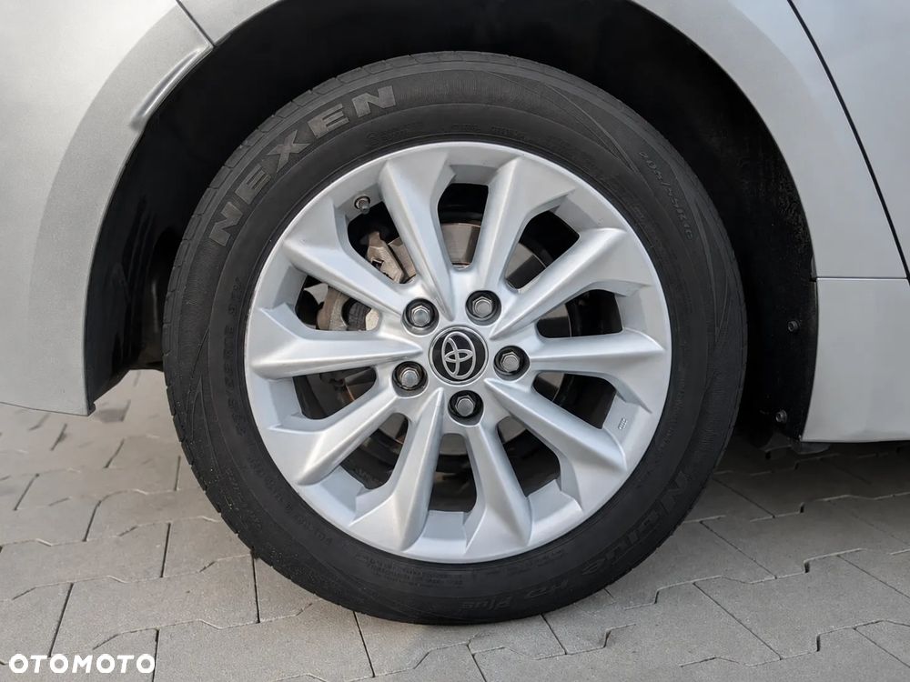 Toyota Corolla 1.6 Comfort - 9