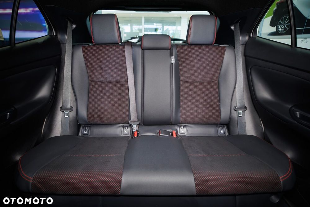 Toyota Yaris Cross Hybrid 1.5 GR Sport - 21