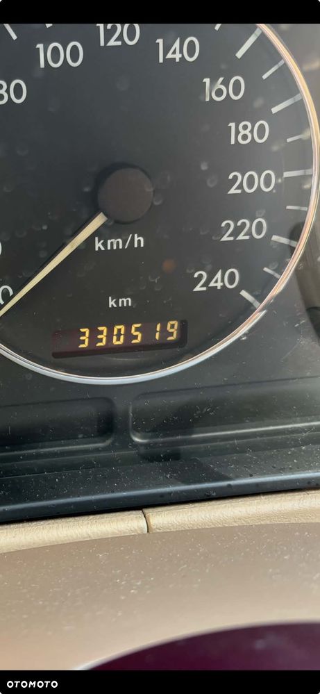 Mercedes-Benz ML - 13