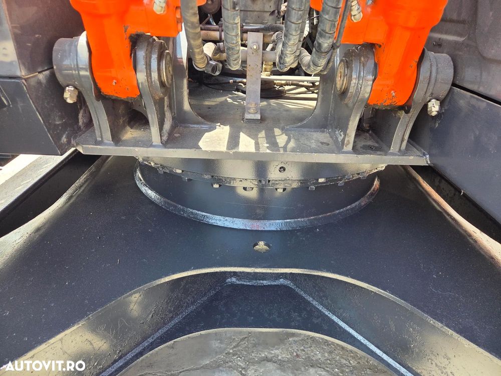 Hitachi ZX210LC-6, 23 tone, cupa NOUA 1,3mc, 2018, 7.784h, CUPLA rapida OIL QUICK, cupa ingusta, inst picon si rotire pe brate, 3 camere, lant 90% ok, consum mediu 9l/h, FULL OPTION, STARE FOARTE BUNA, posibilitate leasing 3 ani-PROMOTIE 83.900 EUR+Tva - 12