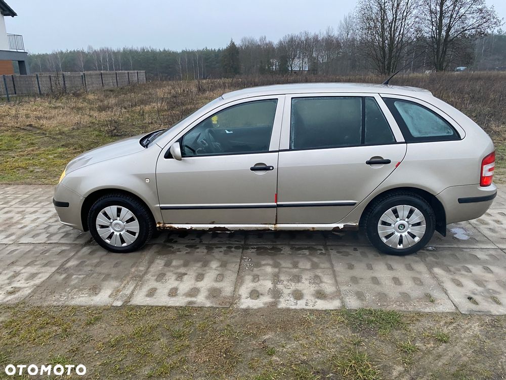 Skoda Fabia 1.2 HTP Classic - 4