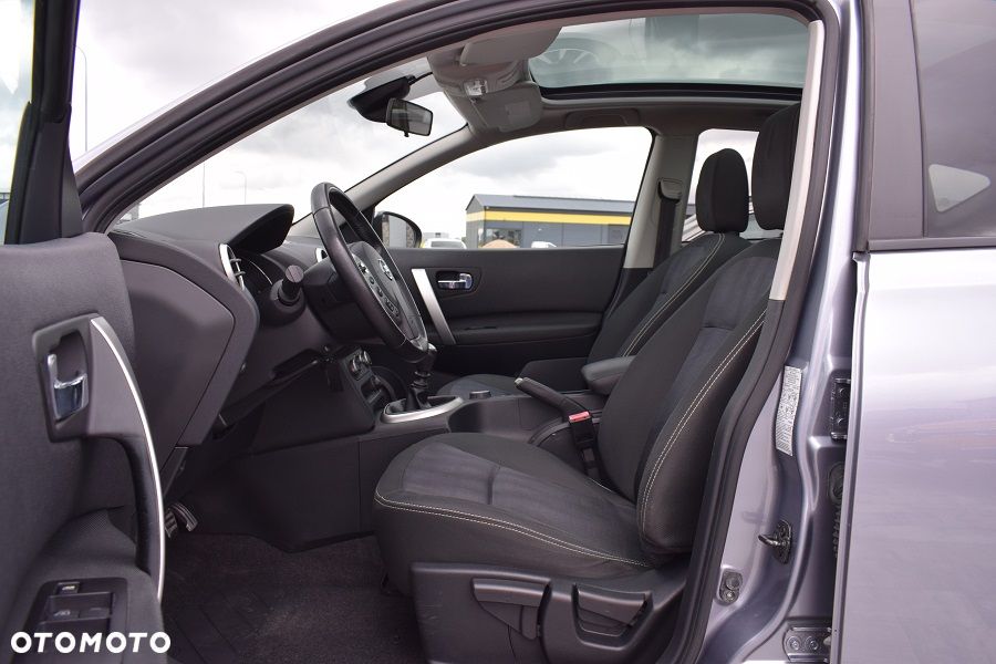 Nissan Qashqai 1.6 dCi 4 x 4 DPF Start/Stop tekna - 6