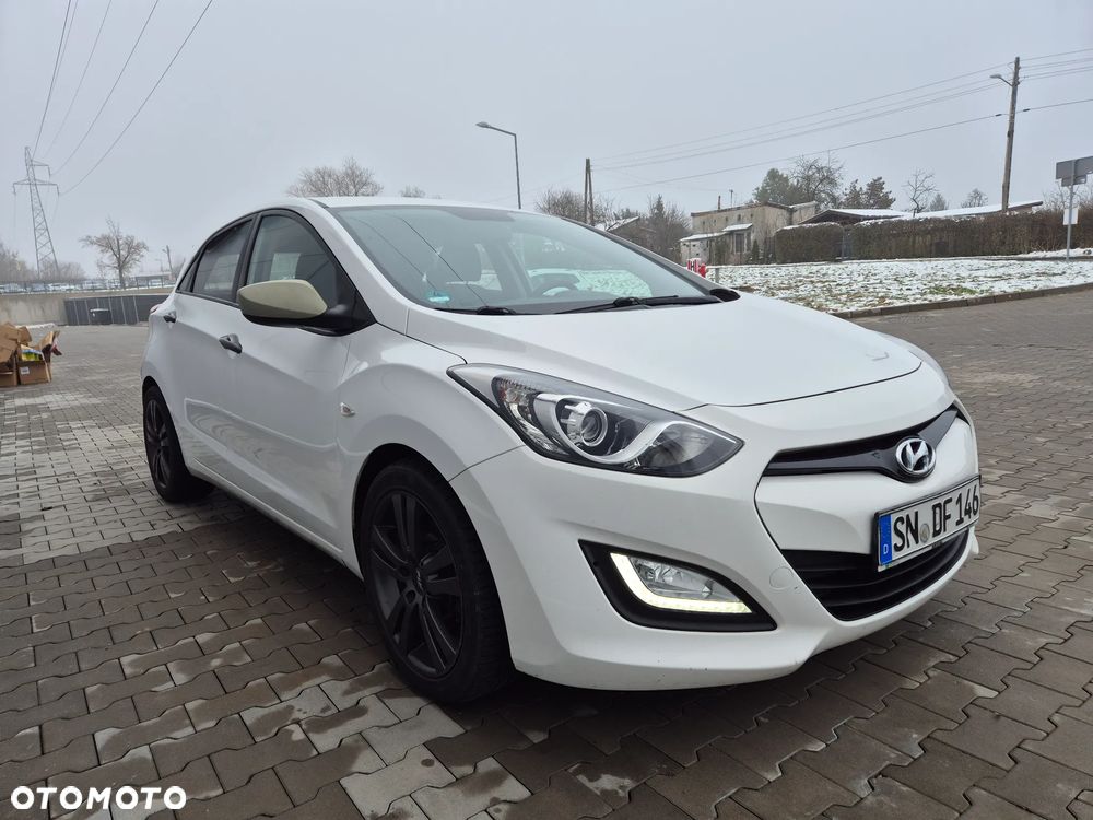 Hyundai i30 1.4 YES - 15