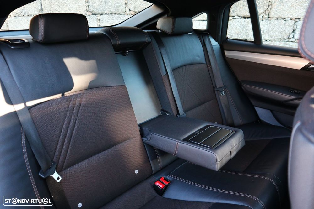 BMW X4 20 d xDrive xLine Pack M Auto - 30