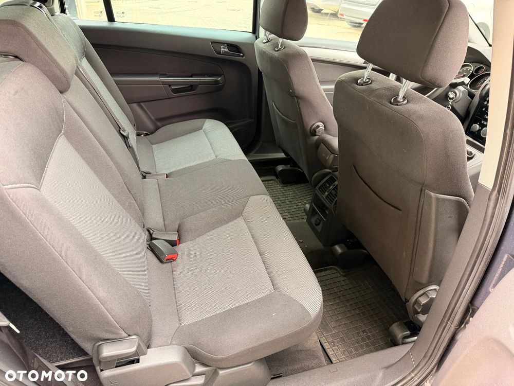 Opel Zafira 1.8 Family - 22