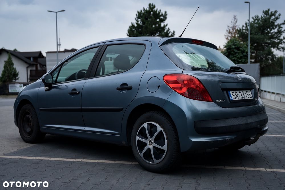 Peugeot 207 1.4 16V Presence - 3