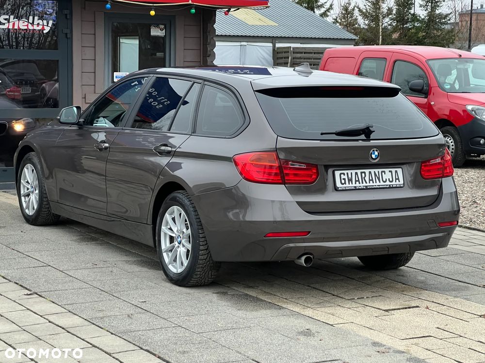 BMW Seria 3 318d Blue Performance Modern Line - 7