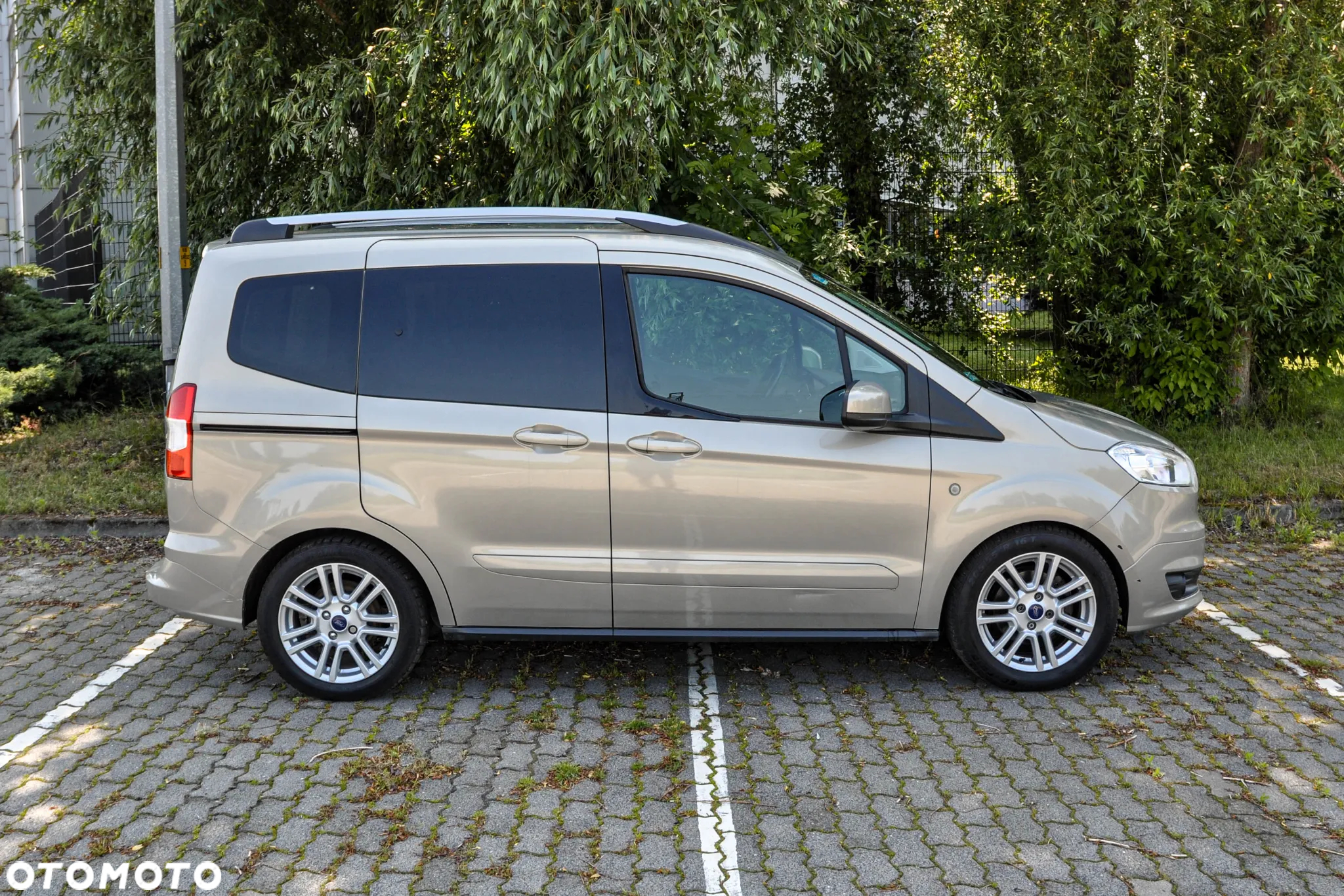 Ford Tourneo Courier - 5