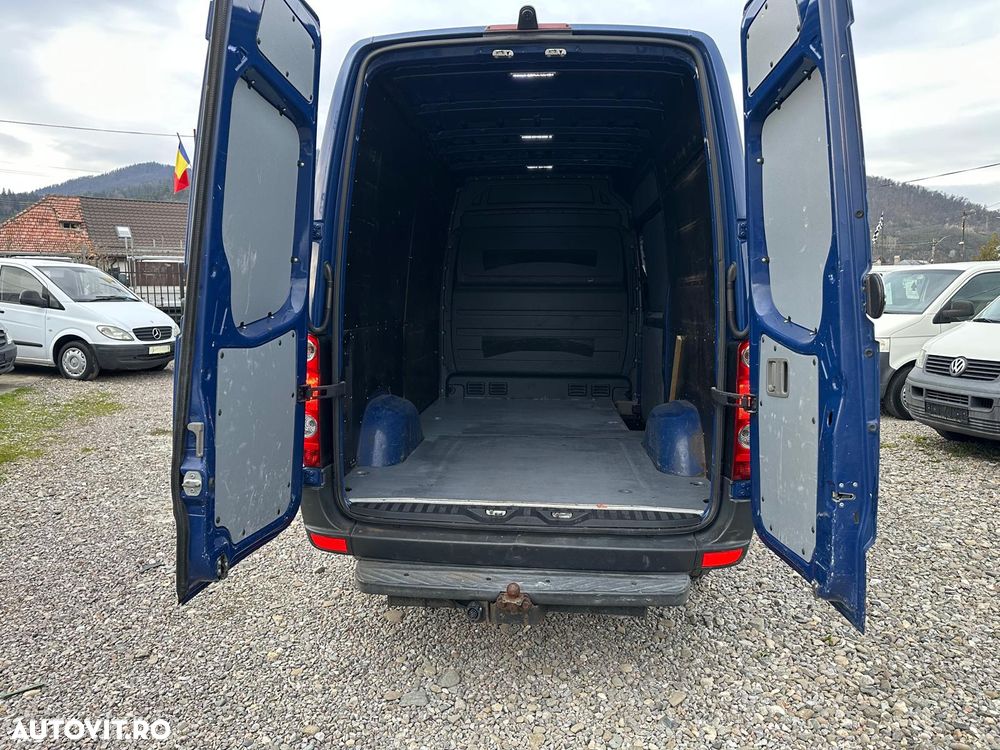 Volkswagen CRAFTER - 7