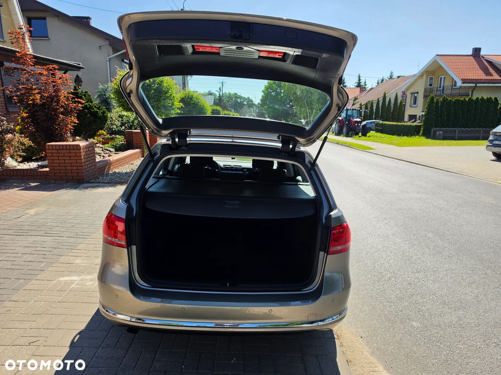 Volkswagen Passat 1.6 TDI BlueMotion Technology Trendline - 26