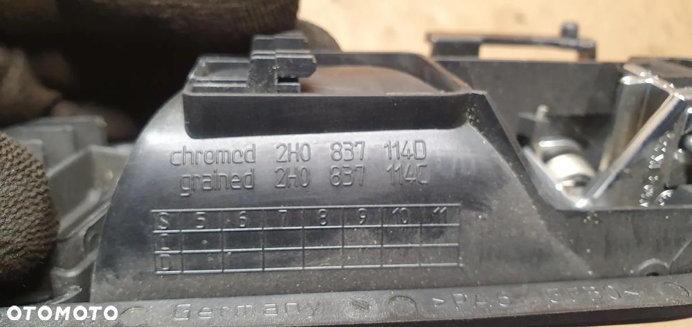 Klamka wewnętrzna prawy tył tylna prawa VW Amarok 2H0837114D 2H0837114C - 5