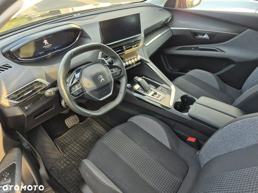 Peugeot 5008 - 13