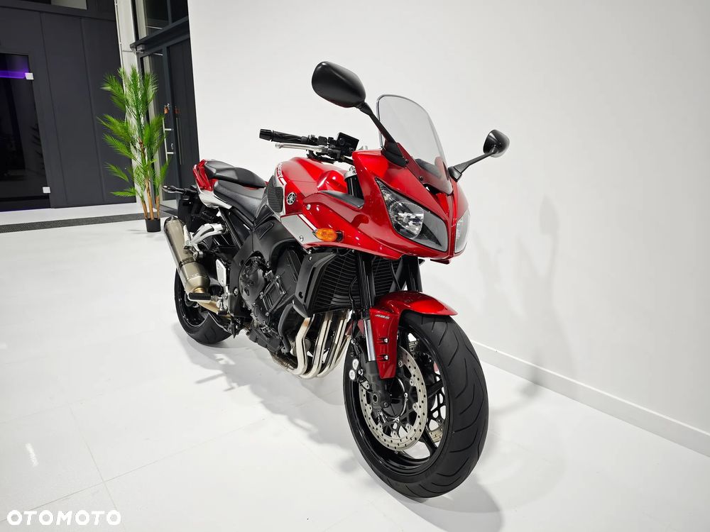 Yamaha FZ - 2