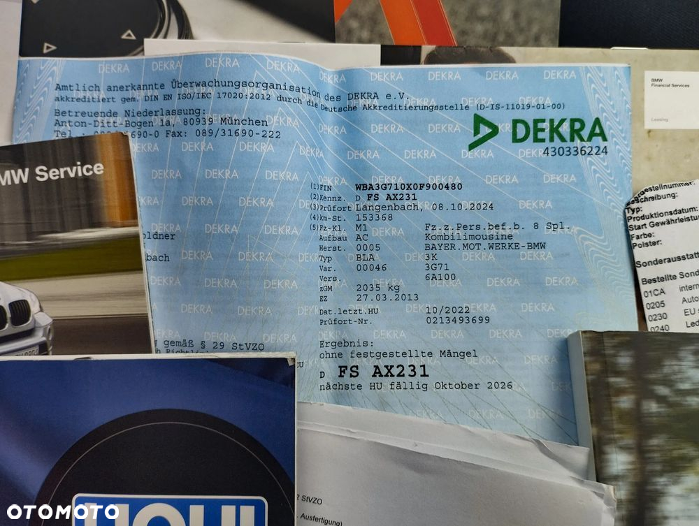 BMW Seria 3 320i Touring - 38