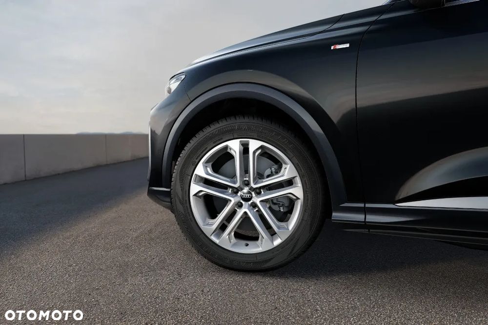 Audi Q5 Sportback - 11