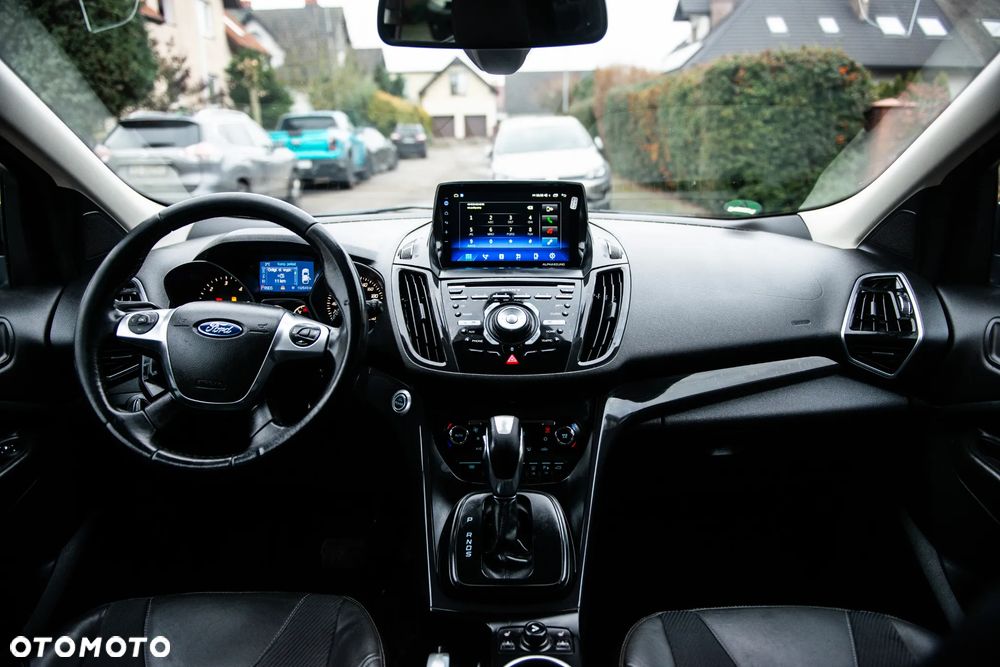 Ford Kuga 2.0 TDCi 4x4 Titanium - 29