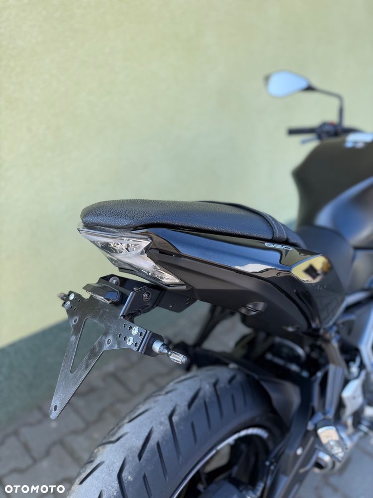 Kawasaki Z 650 - 11
