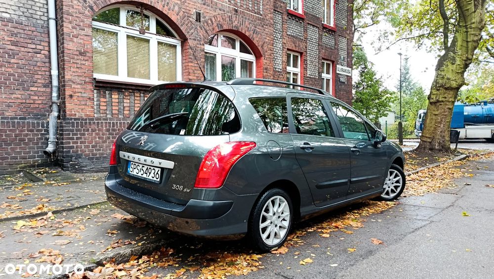 Peugeot 308 - 4