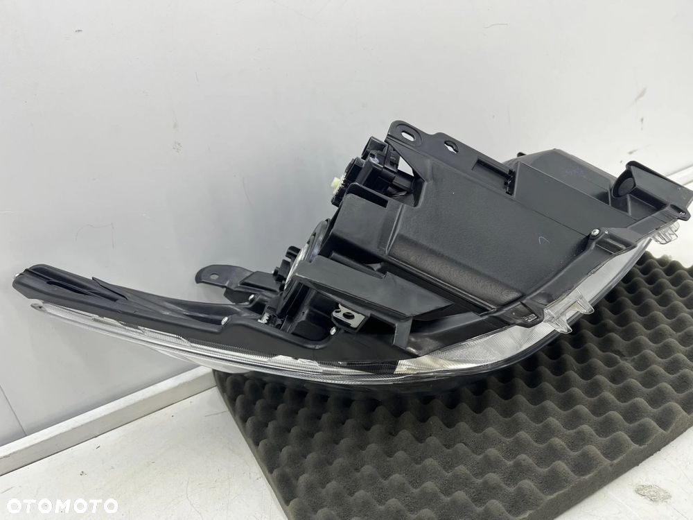 Lampa reflektor Toyota Prius 3 III Lift 12-16r. lewa przednia EU oryginał soczewka lewy przód 81170- - 15