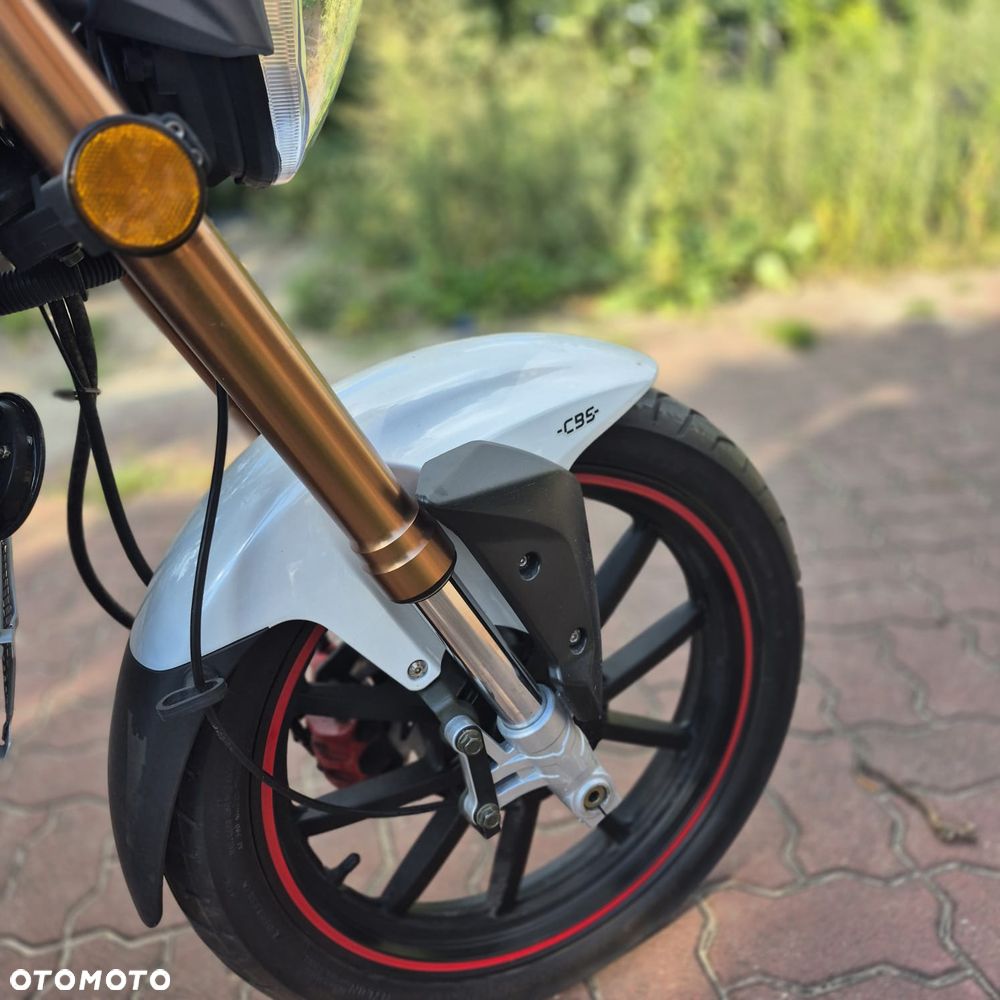 Keeway RKF - 6