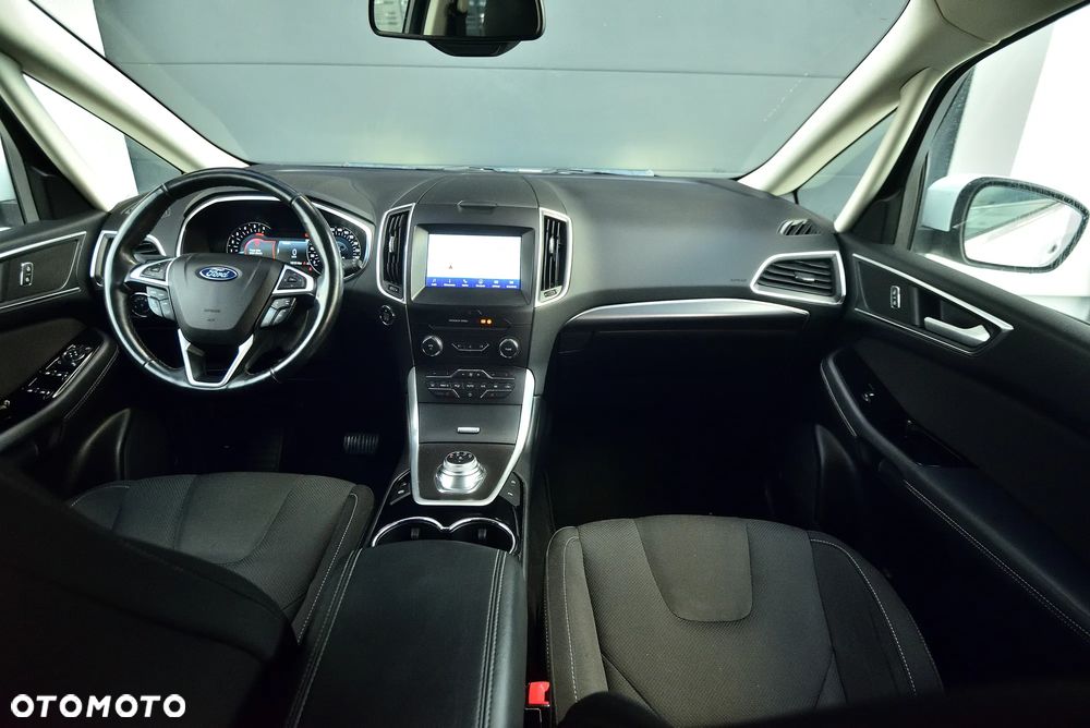 Ford S-Max 2.0 EcoBlue Titanium - 21