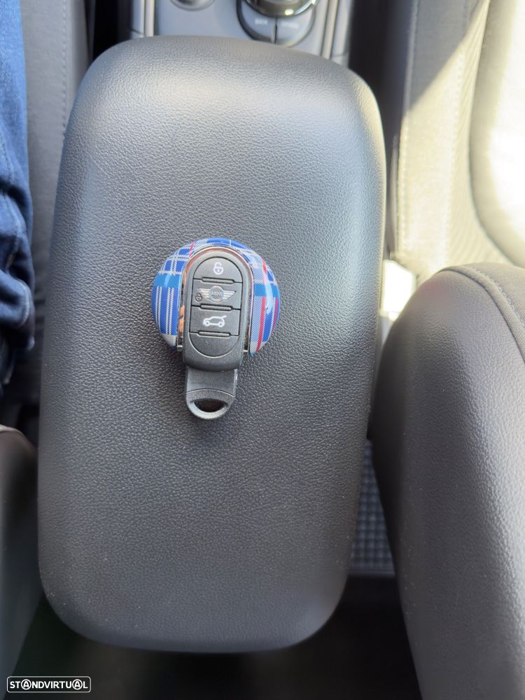 MINI Countryman Cooper SE ALL4 Auto - 12