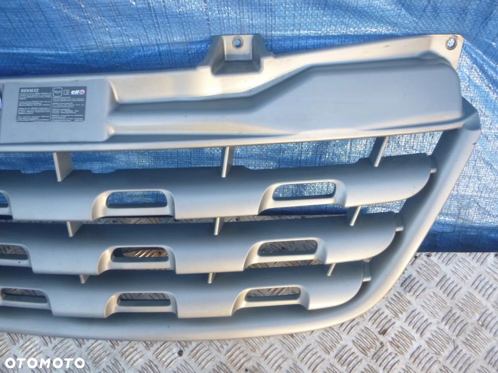 GRILL ATRAPA RENAULT MASTER III 2012r  623100256R - 3