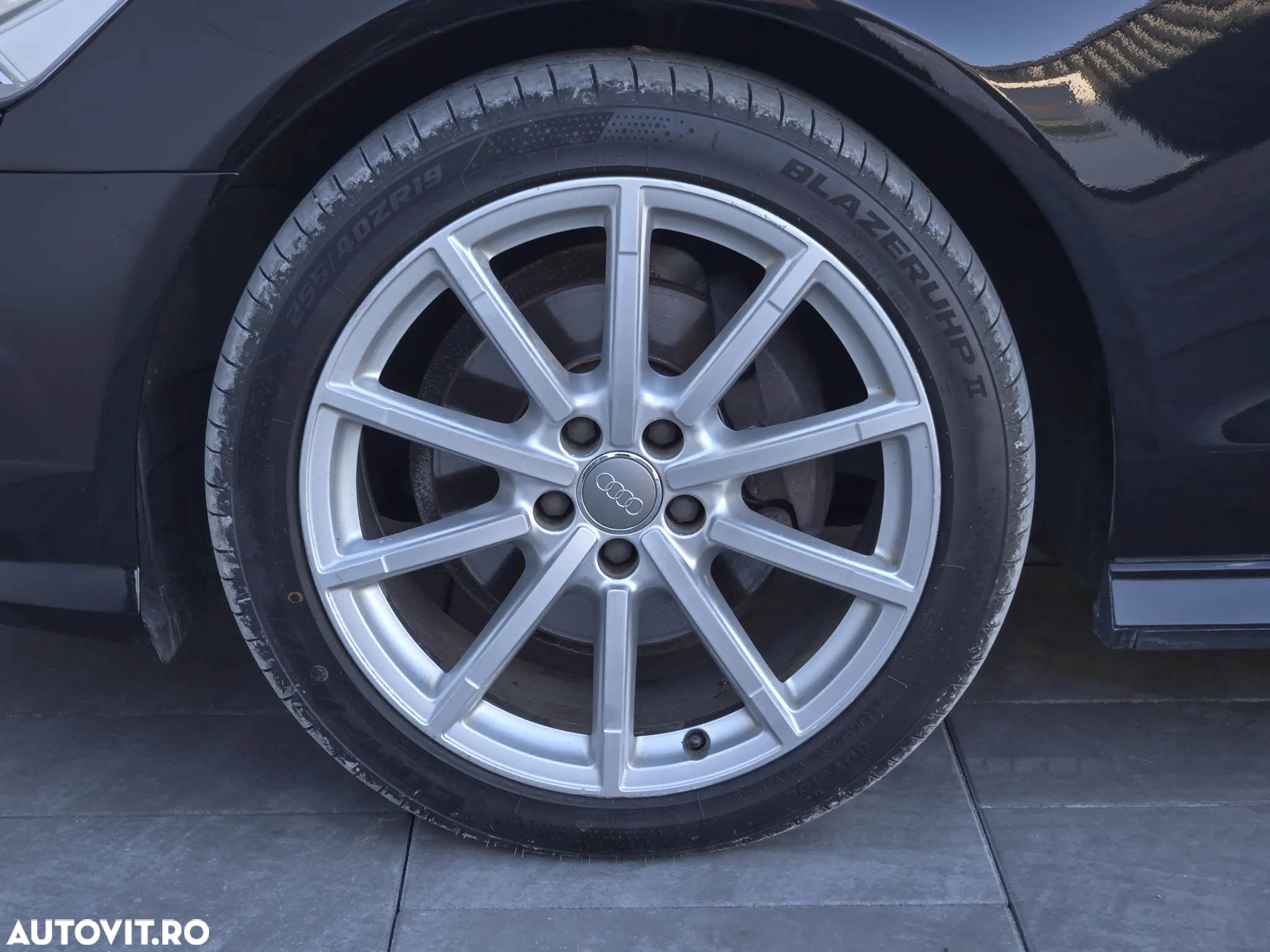 Audi A6 Avant 2.0 TDI Ultra S tronic - 30