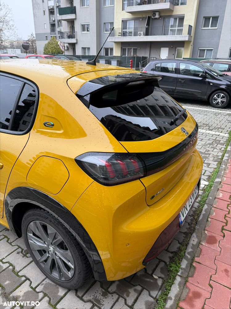 Peugeot 208 e-208 Allure Pack - 3