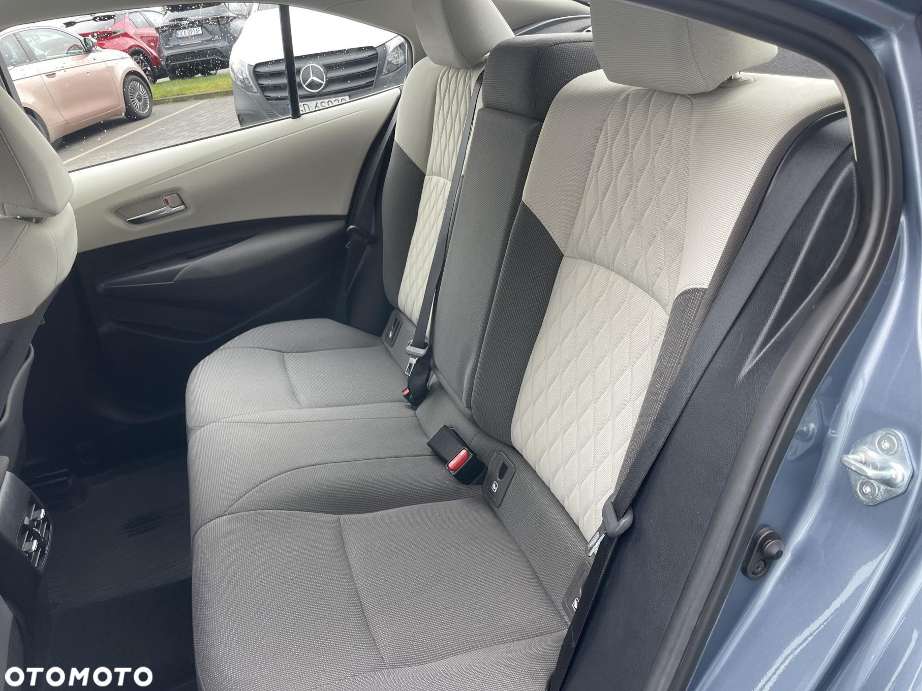 Toyota Corolla - 14