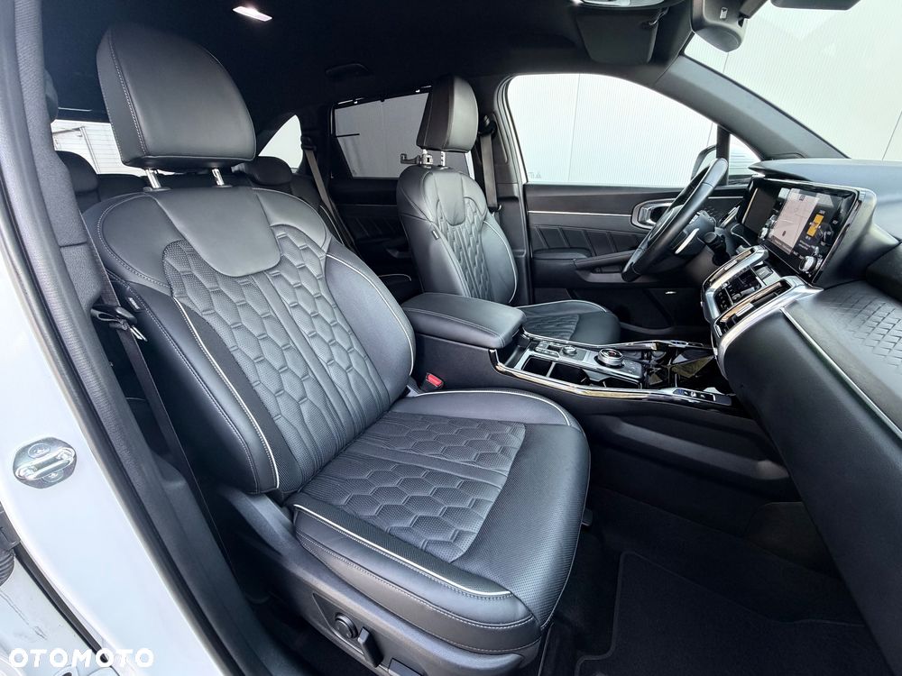 Kia Sorento - 36
